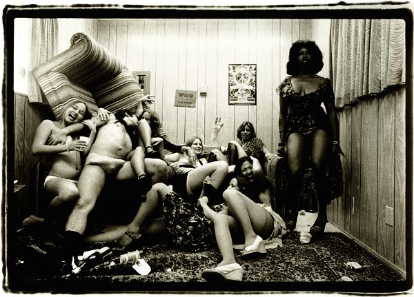 AL_KeithMoonBackstageCal1976_600.jpg